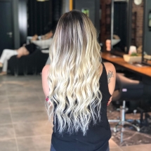 35256858_1902595376706037_8846113233539432448_n